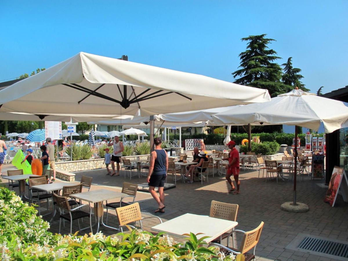 Holiday Home Bella Italia-5 By Interhome 佩斯基耶拉德加达 外观 照片
